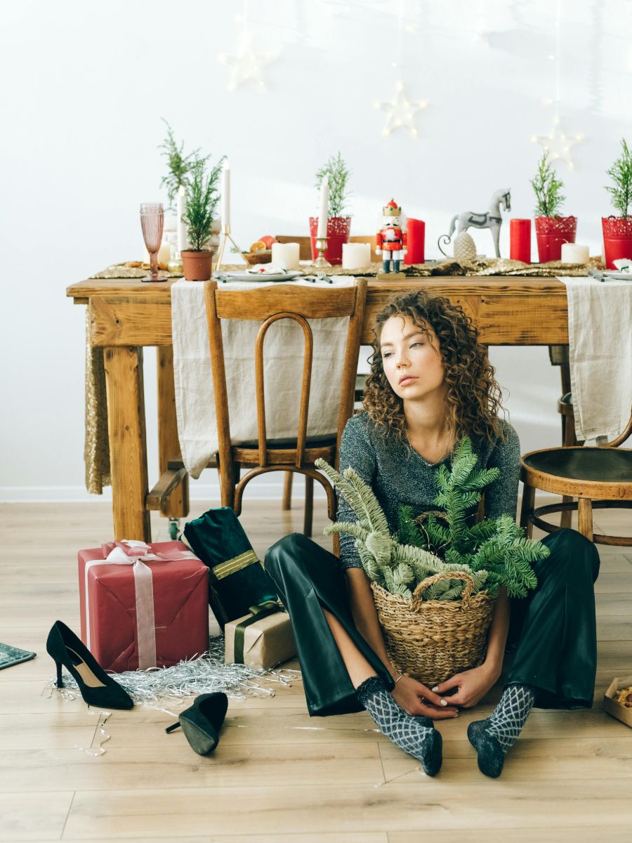 Blagdanska depresija može biti izazovan period, ali uz odgovarajuću podršku i terapijske intervencije, moguće je pronaći put k emocionalnom zdravlju i zadovoljstvu