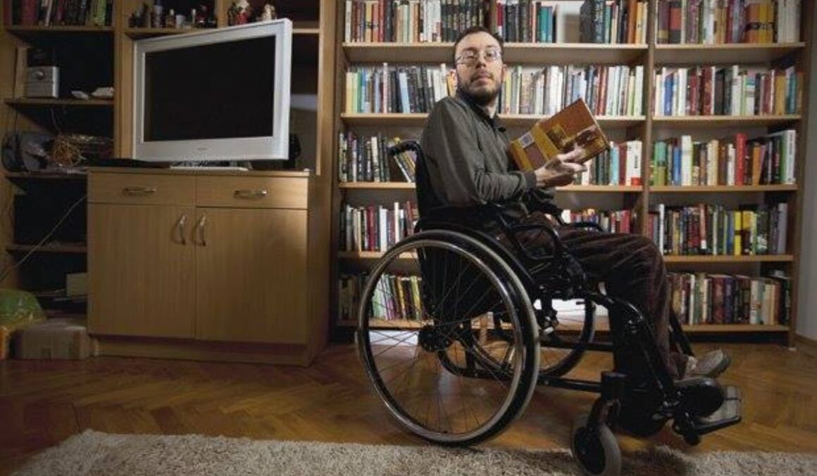 Saša Drinić pomiče granice koje često prate osobe s invaliditetom – ni činjenica da je odmalena u invalidskim kolicima nije ga spriječila da ostvari svoje snove