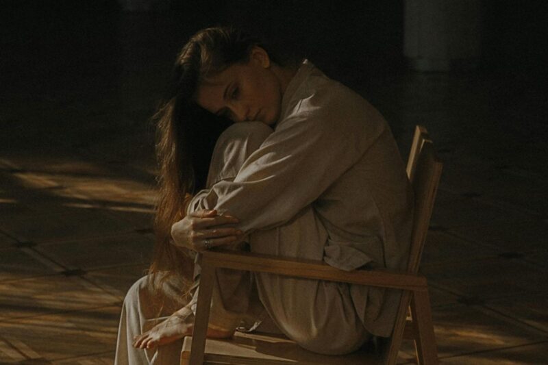 Izdaja boli, ali ne mora trajati zauvijek. Otkrijte 5 moćnih alata za iscjeljenje i pretvorite bol u snagu