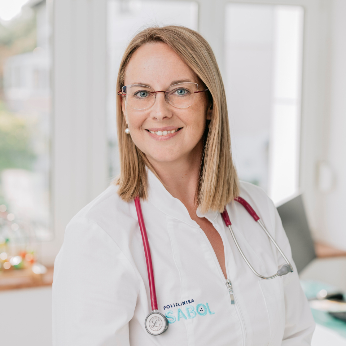 Iako se dojenje često promatra kao instinktivni čin, za mnoge žene ono je proces koji zahtijeva informacije, ohrabrenje i stručnu pomoć.