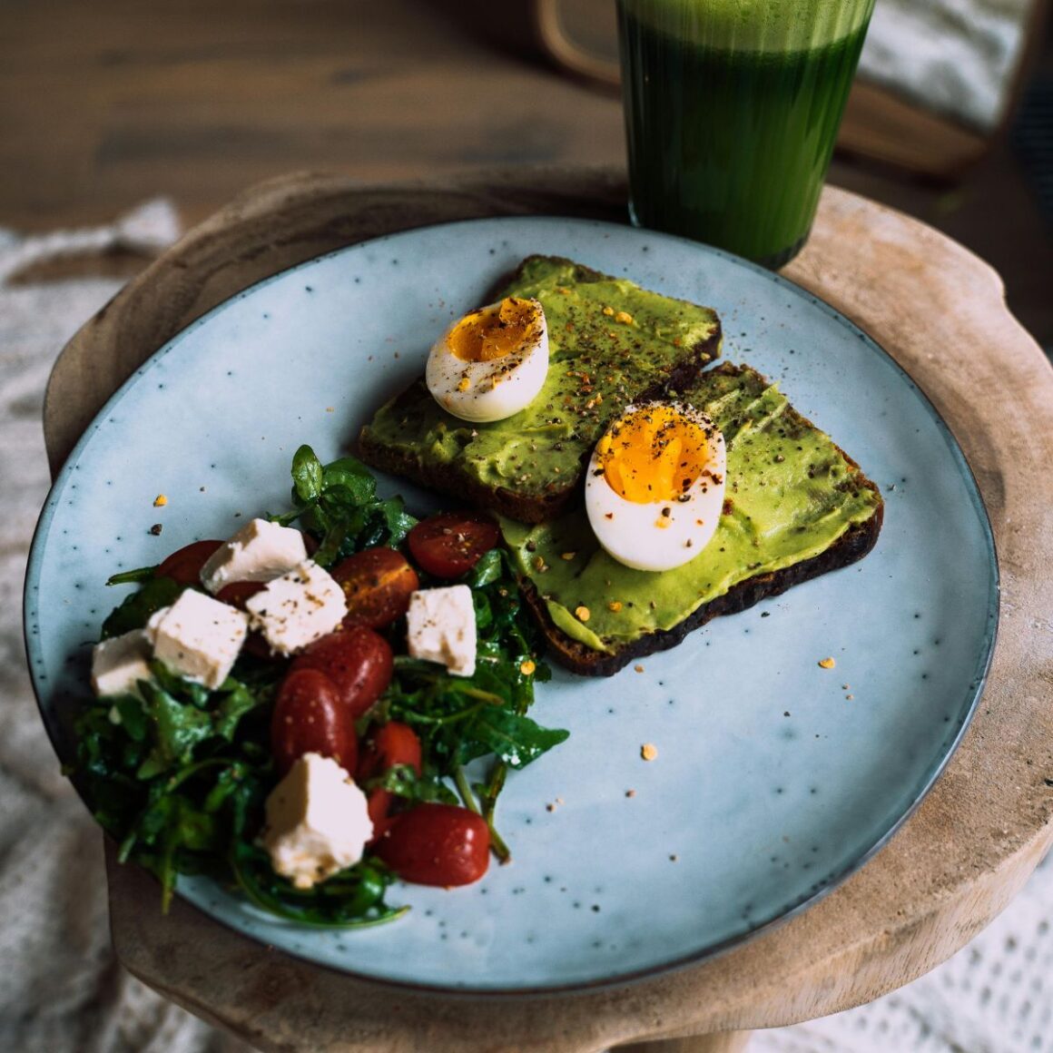 9 laganih ljetnih obroka koji su iznenađujuće dobri za mršavljenje! Hladni, zasitni i puni okusa – savršeni za vruće dane.