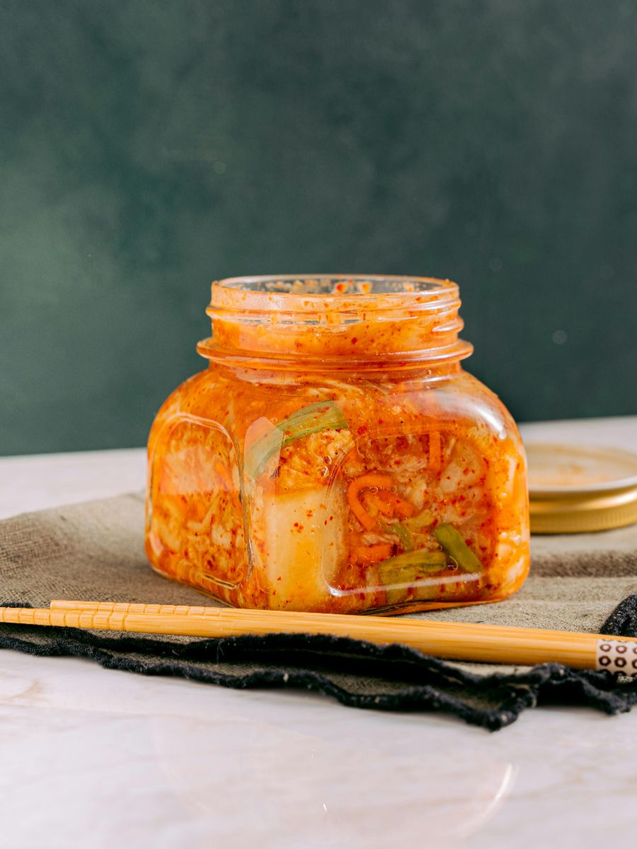 Probiotici nisu samo u jogurtu! Otkrijte 6 namirnica bogatih probioticima koje jačaju crijevni mikrobiom i imunitet.