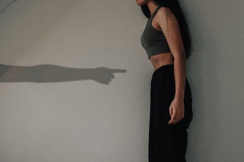 Taktike manipulacije nisu uvijek očite. Naučite kako ih razotkriti i zaštititi svoje samopouzdanje od toksičnih ljudi.