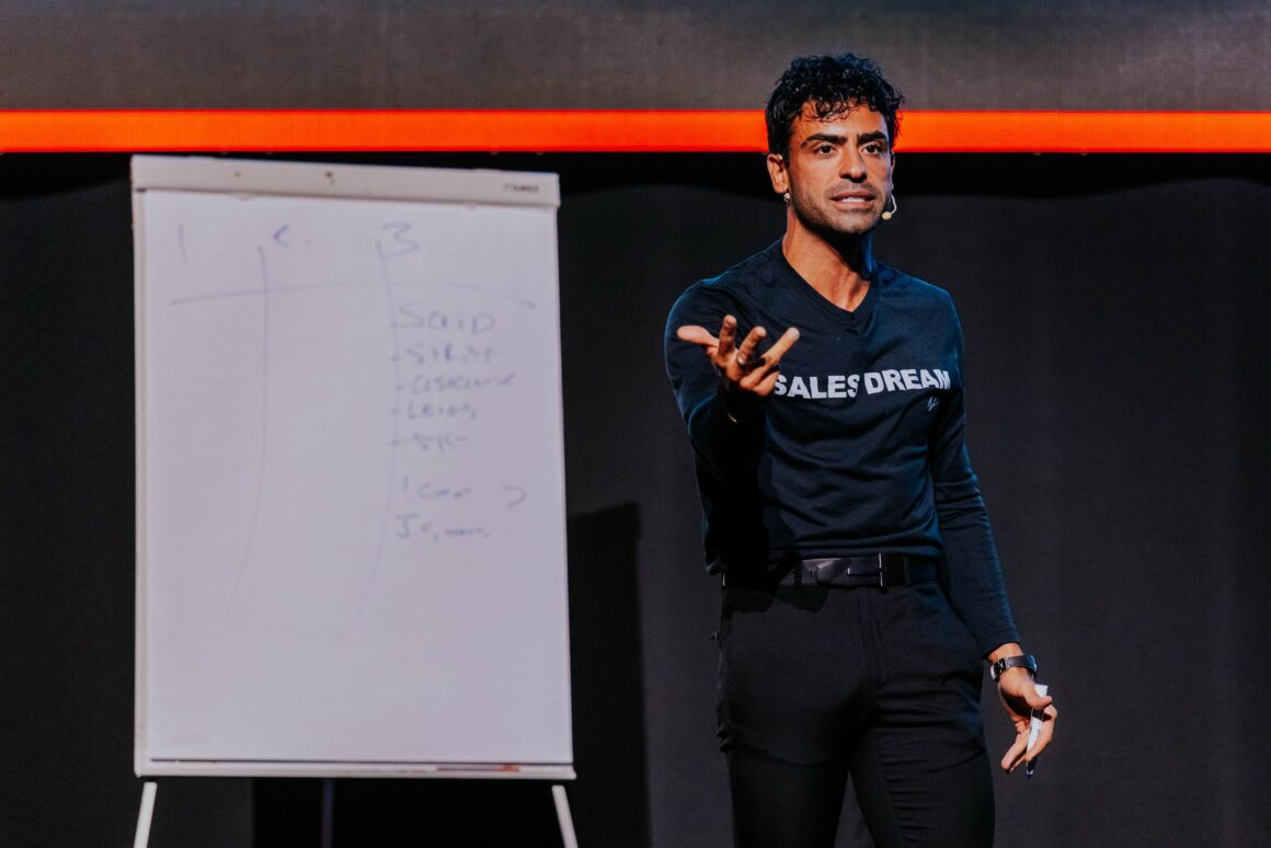 Nakon ogromnog uspjeha konferencije „The Wolf Strikes Again”, Prodajni Mindset ponovno oduševio više stotina posjetitelja, ovaj put s konferencijom Sales4Future.