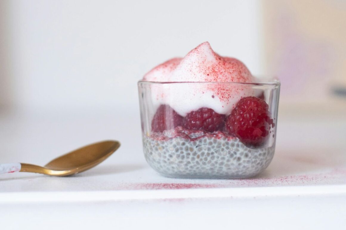 Magnezij utječe na mišiće, živce i san – a manjak se često osjeti kroz grčeve i napetost. Saznaj kako povećati unos magnezija prehranom.