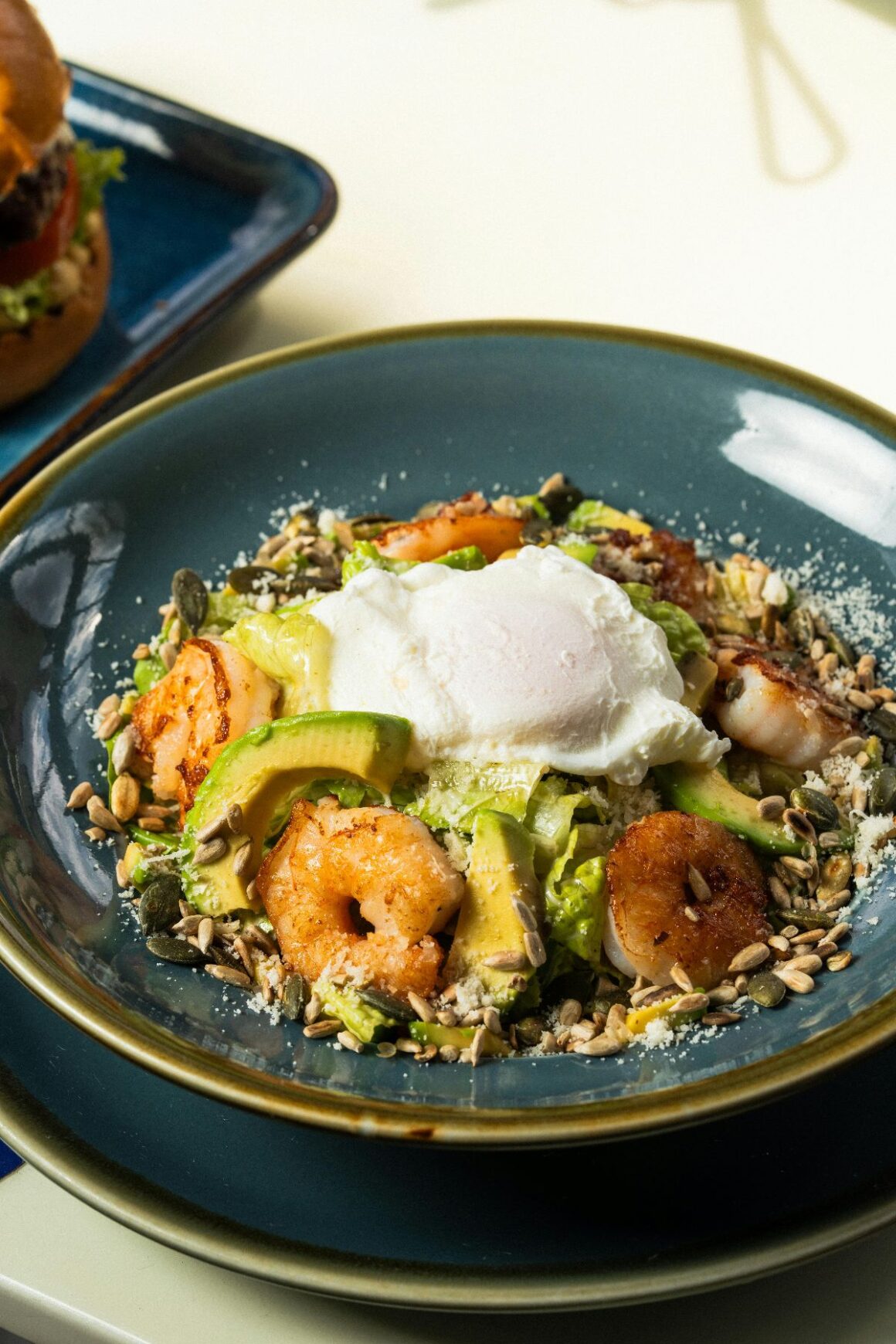 Sastojci za salatu mogu napraviti veliku razliku između laganog obroka i ručka koji doista zasiti.